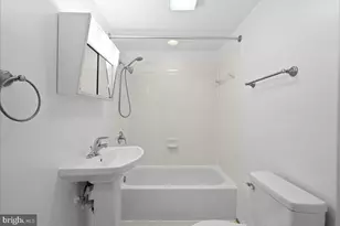 8608 Greeley Blvd, Springfield, VA 22152 - Photo 31