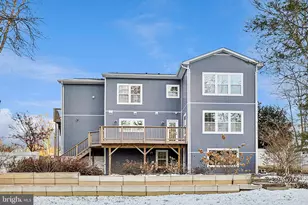 6057 Brook Dr, Falls Church, VA 22044 - Photo 63