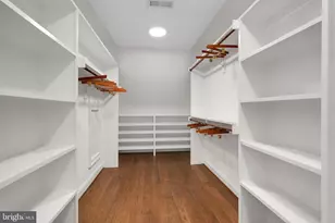 305 Old Court House Rd NE, Vienna, VA 22180 - Photo 49