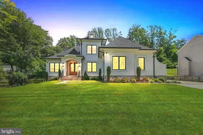 305 Old Courthouse Road NE, Vienna, VA 22180 - Photo 1