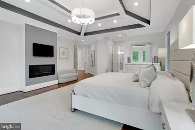 305 Old Courthouse Road NE, Vienna, VA 22180 - Photo 27