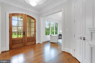 305 Old Courthouse Road NE, Vienna, VA 22180 - Photo 7