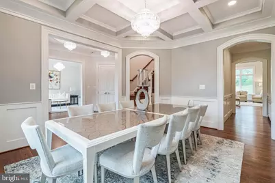 305 Old Courthouse Road NE, Vienna, VA 22180 - Photo 13