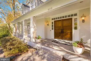 909 Douglass Dr, McLean, VA 22101 - Photo 7