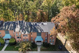 11813 Breton Ct, Reston, VA 20191 - Photo 37