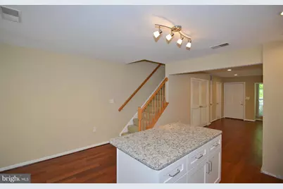 13107 Englishwood Lane, Fairfax, VA 22033 - Photo 7