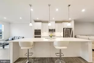 14049 Sunrise Valley Dr, Herndon, VA 20171 - Photo 7