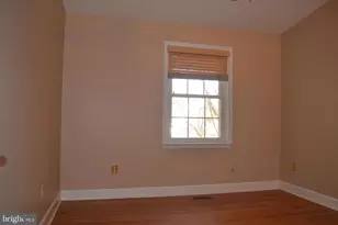 3947 Valley Ridge Dr, Fairfax, VA 22033 - Photo 17