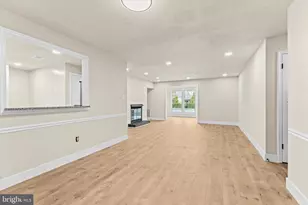 10066 Oakton Terrace Rd, Oakton, VA 22124 - Photo 5