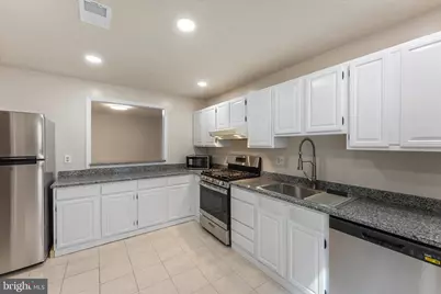 10066 Oakton Terrace Road #10066, Oakton, VA 22124 - Photo 9