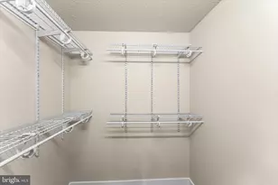 10066 Oakton Terrace Rd, Oakton, VA 22124 - Photo 19