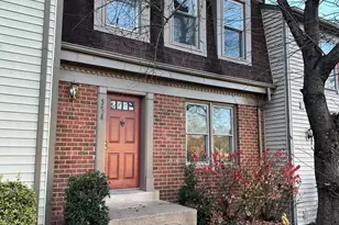 5694 Cabells Ct, Centreville, VA 20120 - Photo 3