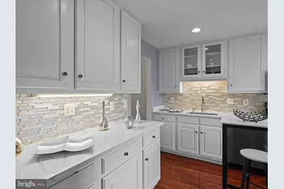 8068 Dulciana Court, Springfield, VA 22153 - Photo 5