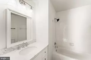 6001 Little Brook Ct, Clifton, VA 20124 - Photo 17