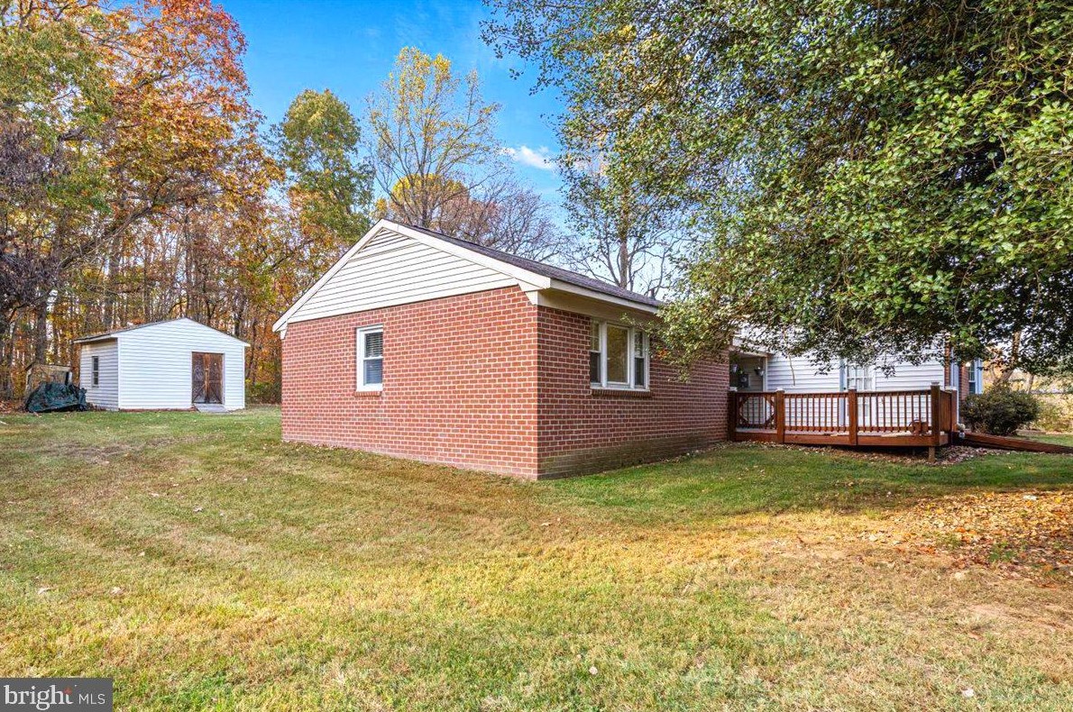 83 Whitepine Dr, Ruckersville VA  22968-3305 exterior