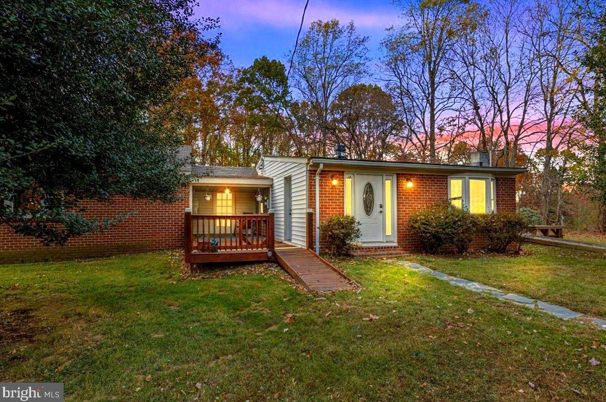 83 Whitepine Dr, Ruckersville VA  22968-3305 exterior