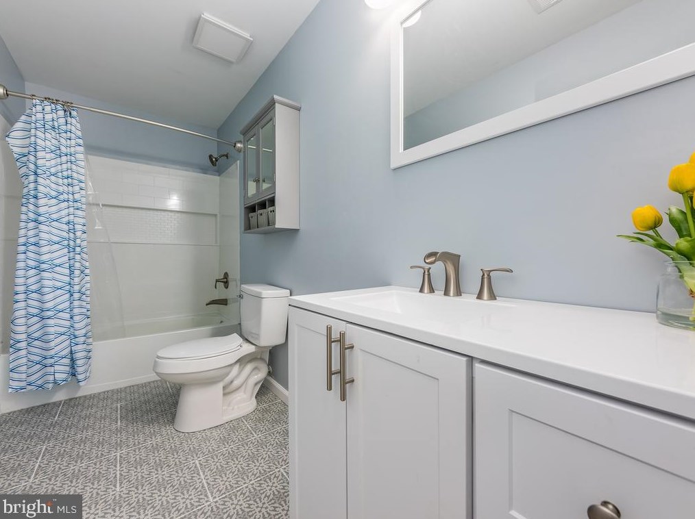 10051 Manning Dr, Owens VA  22485-2123 exterior