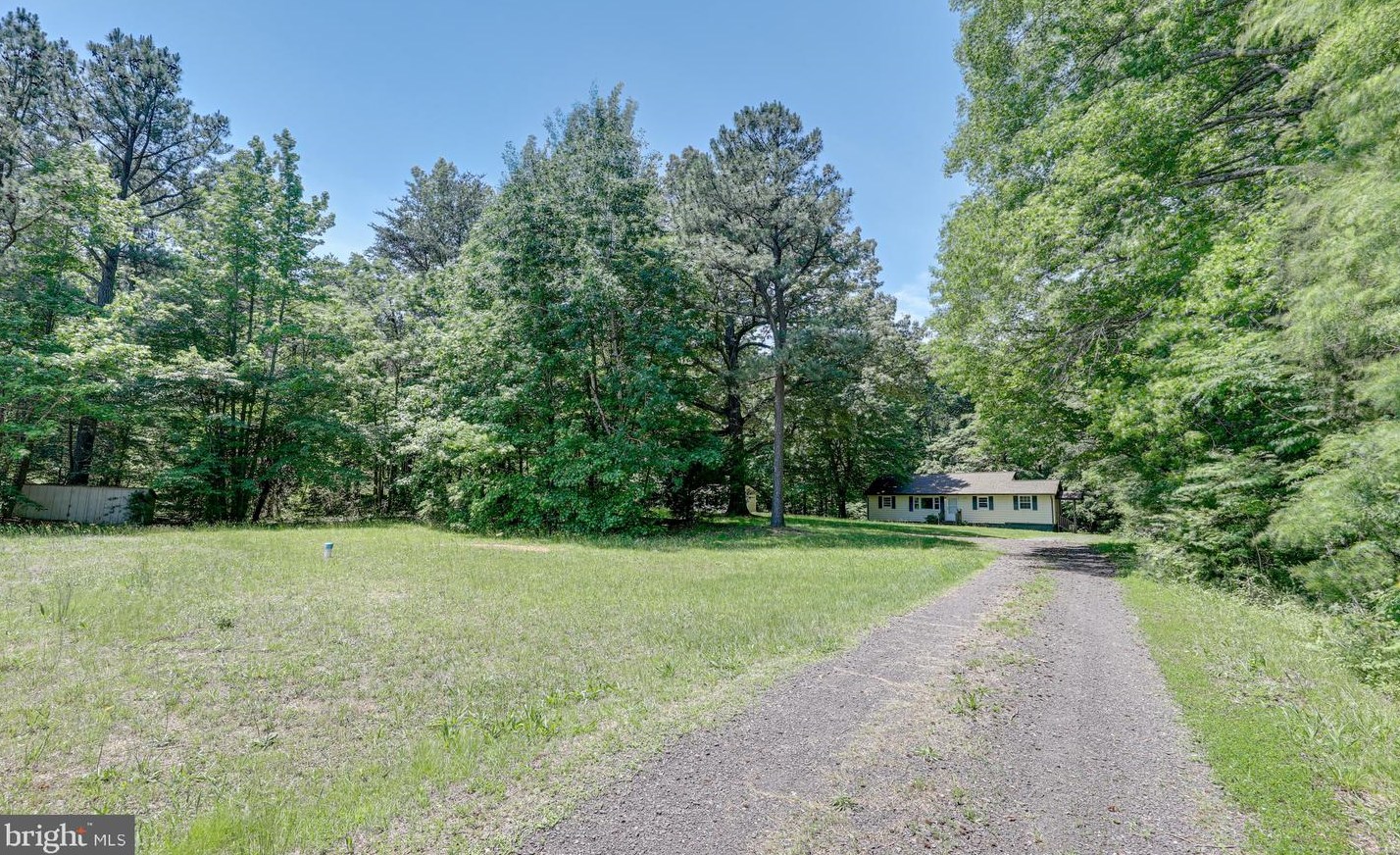 13158 James Madison Pkwy, Owens VA  22485-3212 exterior