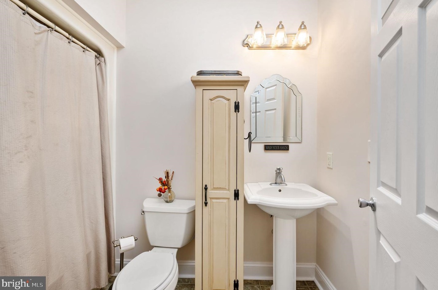 7160 Dogwood Ln, Owens VA  22485-7680 exterior