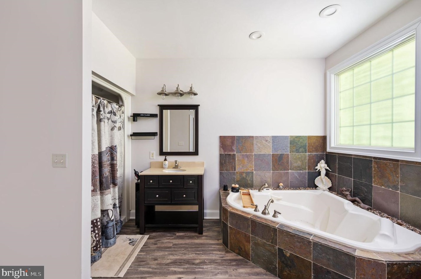 7160 Dogwood Ln, Owens VA  22485-7680 exterior