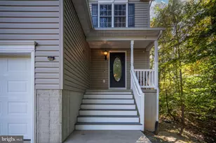 6136 Hobart Cir, King George, VA 22485 - Photo 3