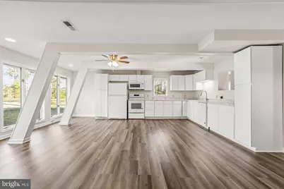 8550 Windsor Drive, King George, VA 22485 - Photo 5