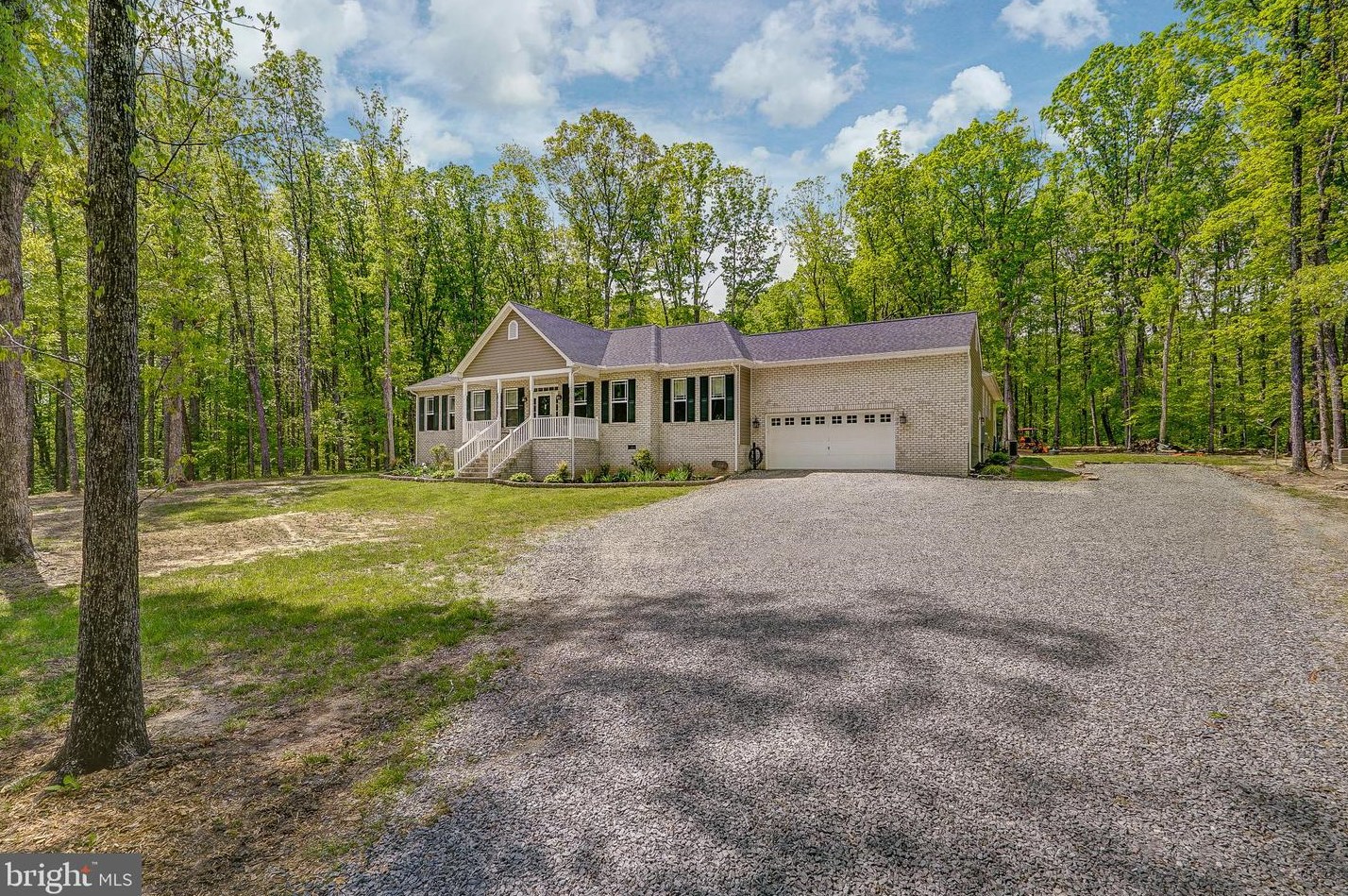 1500 Lake Forest Dr, Mineral, VA 23117