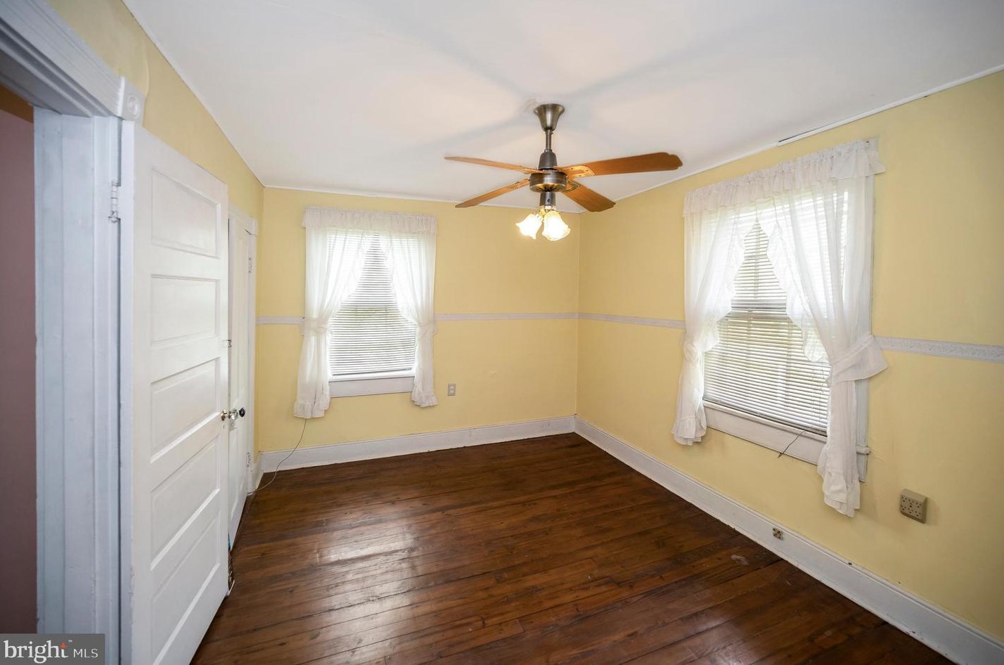 1385 Willis Proffitt Rd, Mineral VA  23117-3853 exterior