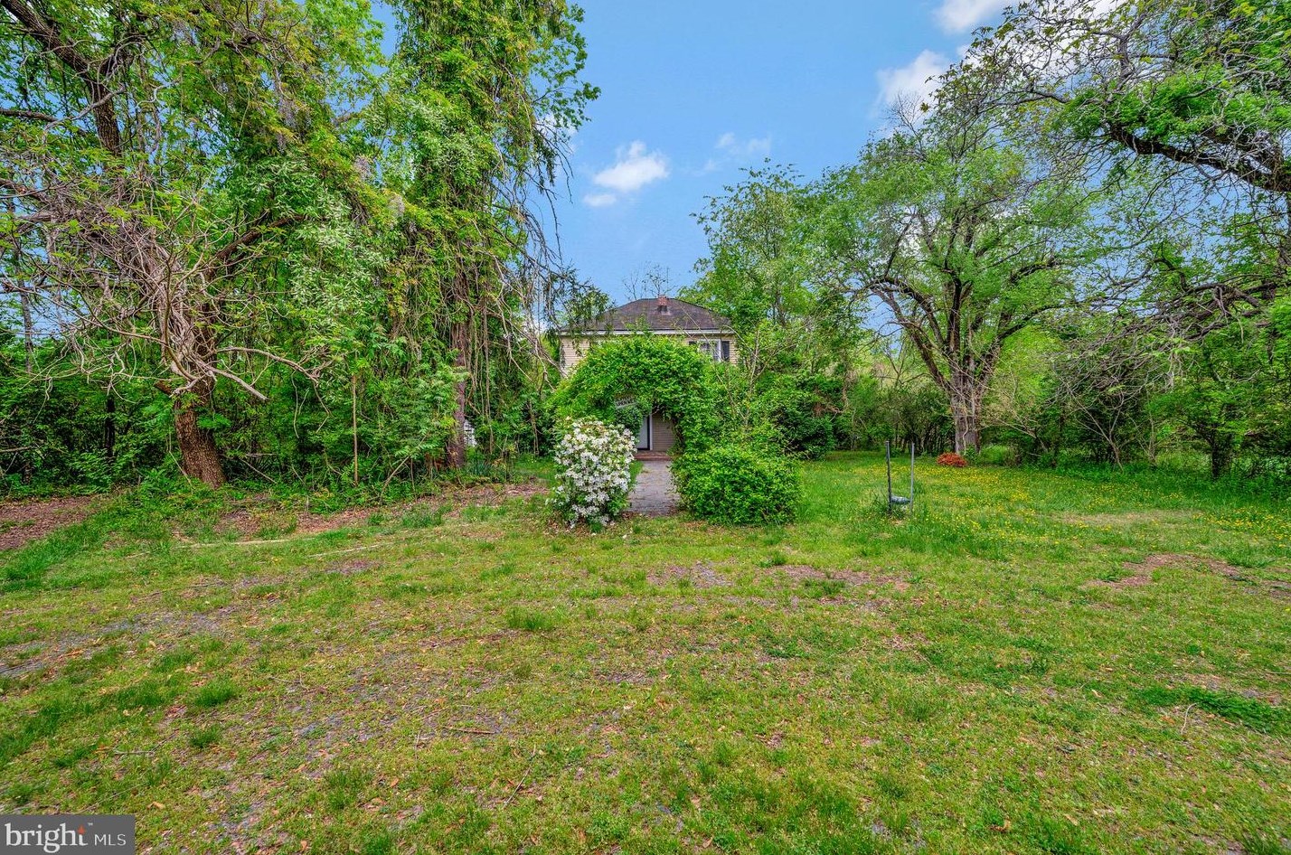 1385 Willis Proffitt Rd, Mineral VA  23117-3853 exterior