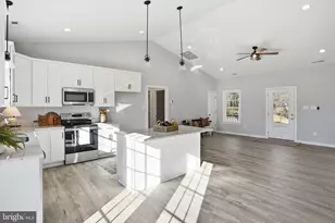 475 Fredericks Hall Rd, Bumpass, VA 23024 - Photo 15