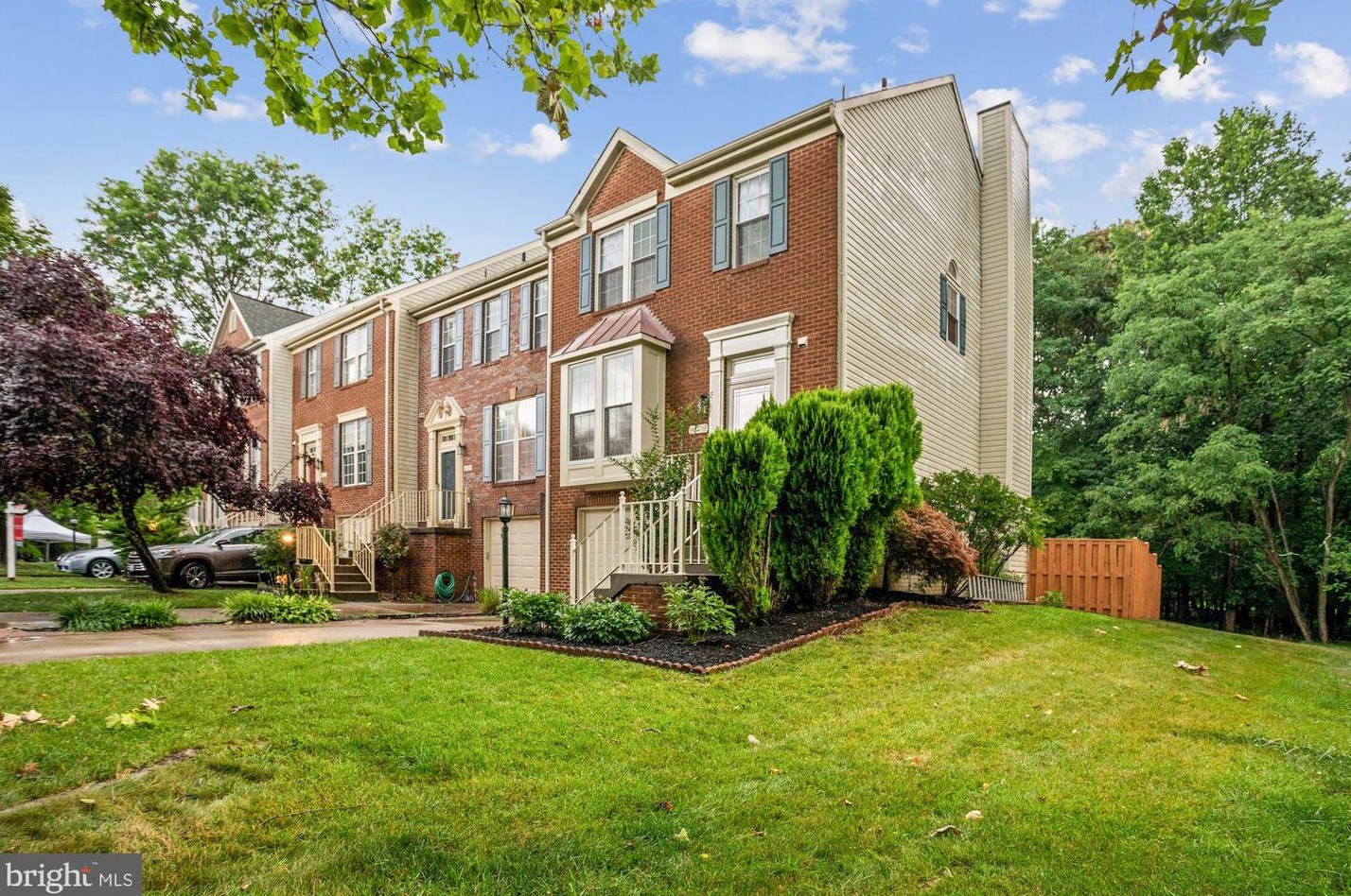 46592 Broadspear Ter, Dulles VA  20165-6460 exterior