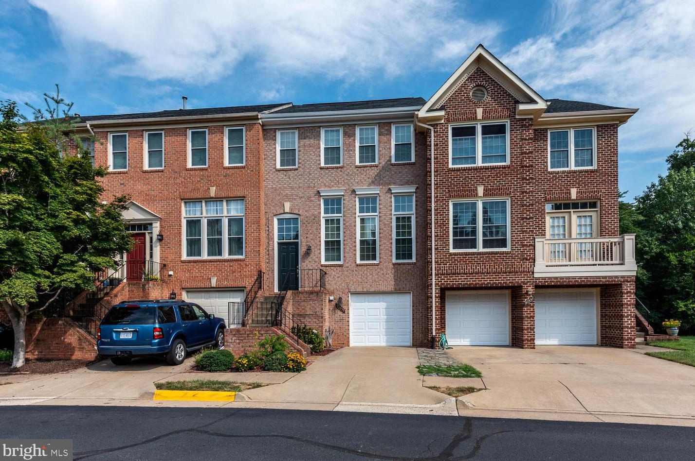 20339 Brentmeade Ter, Dulles VA  20165-6457 exterior