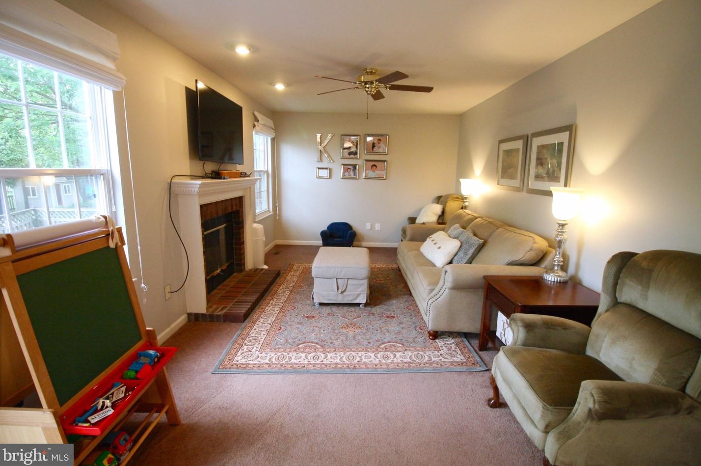 20712 Cross Timber Dr, Ashburn VA  20147-4470 exterior