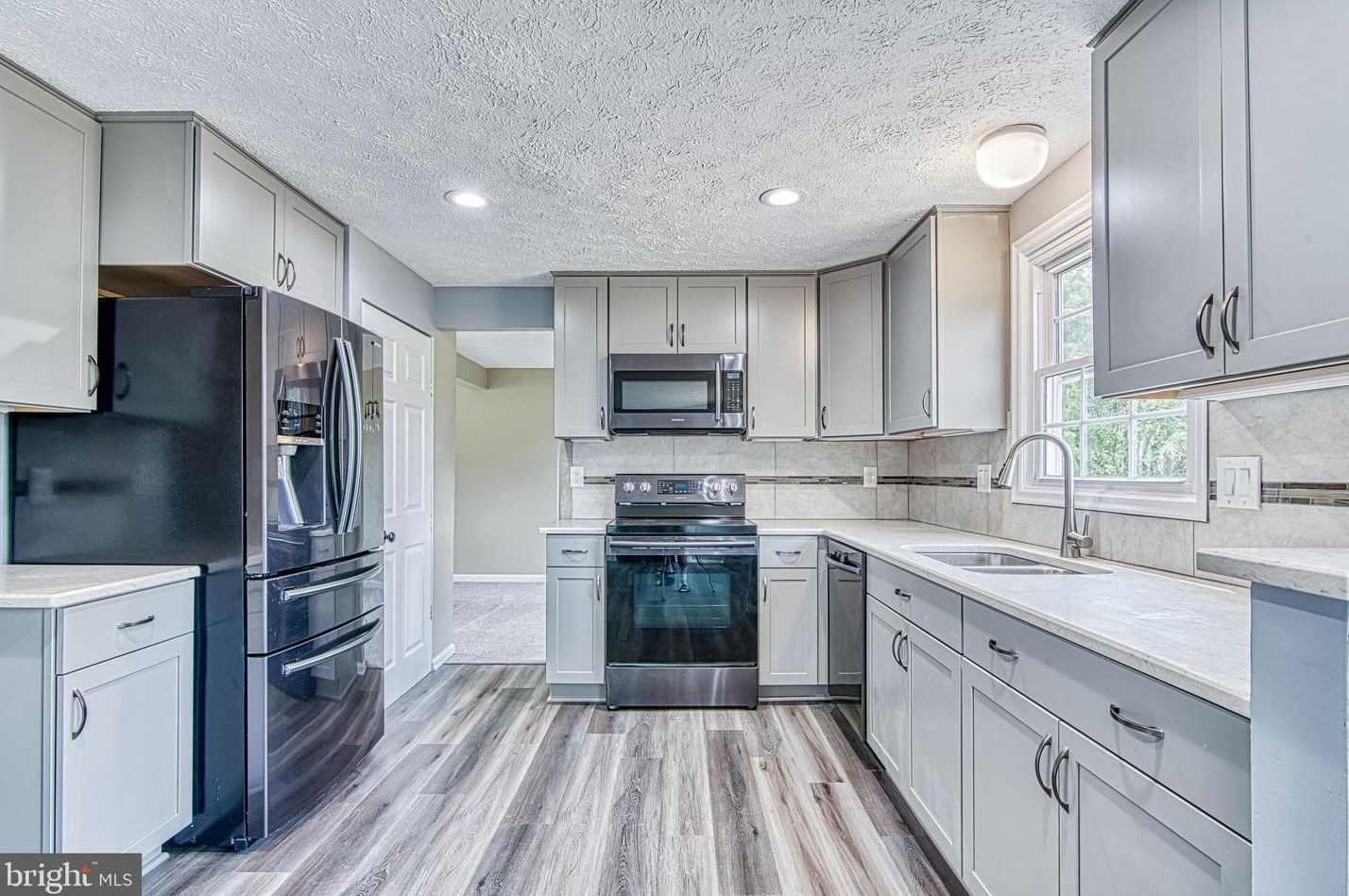 338 Samantha Dr, Dulles VA  20164-5537 exterior