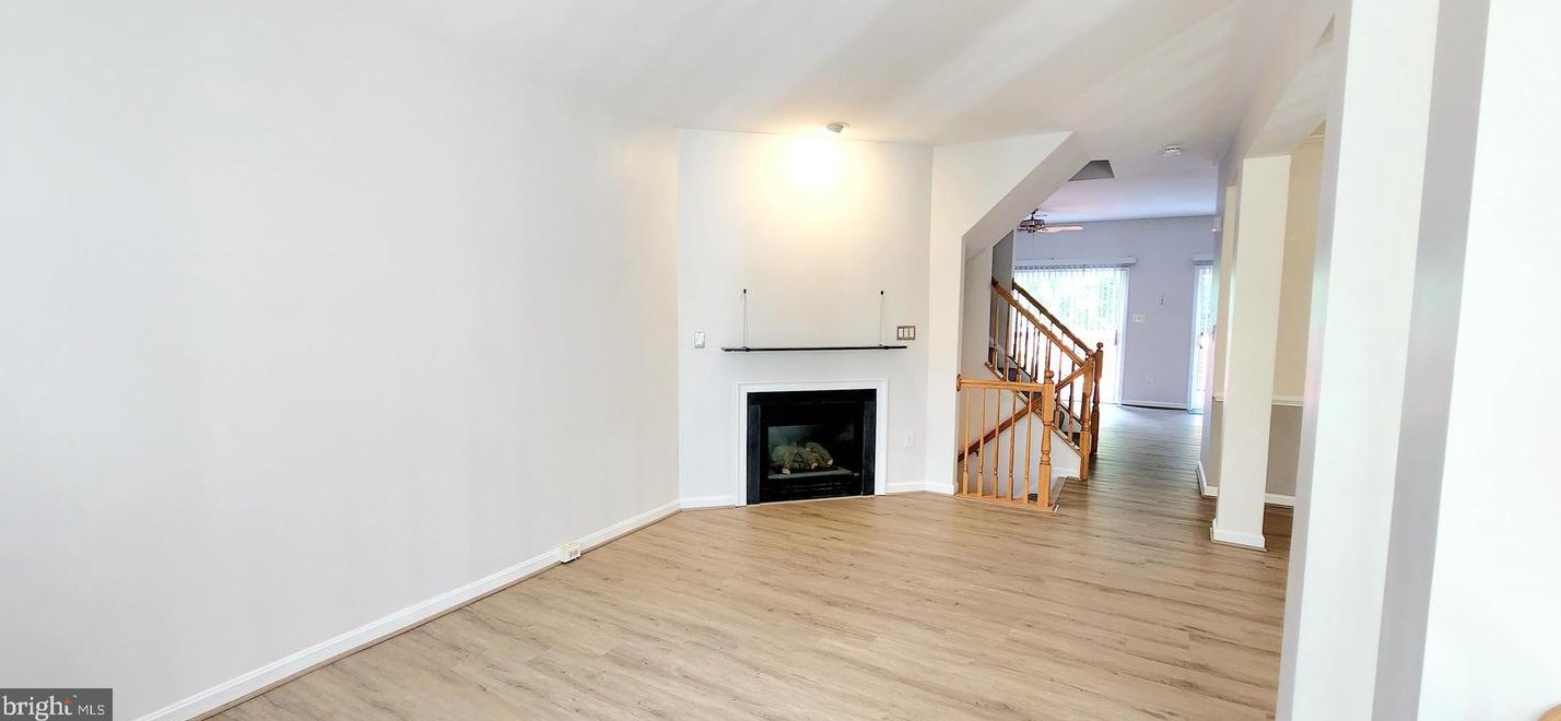 20750 Bridalveil Falls Ter, Dulles VA  20165-7498 exterior