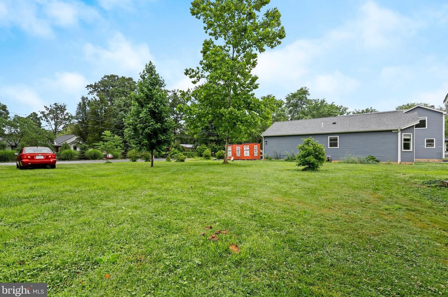 45455 Fellows St, Dulles VA  20165-2547 exterior