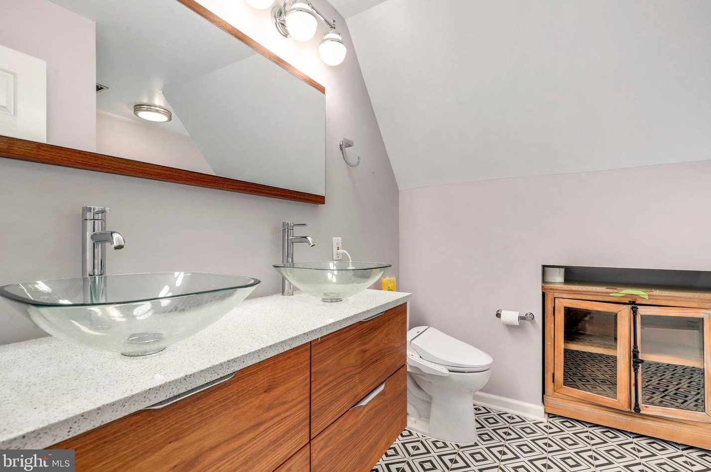 45455 Fellows St, Dulles VA  20165-2547 exterior