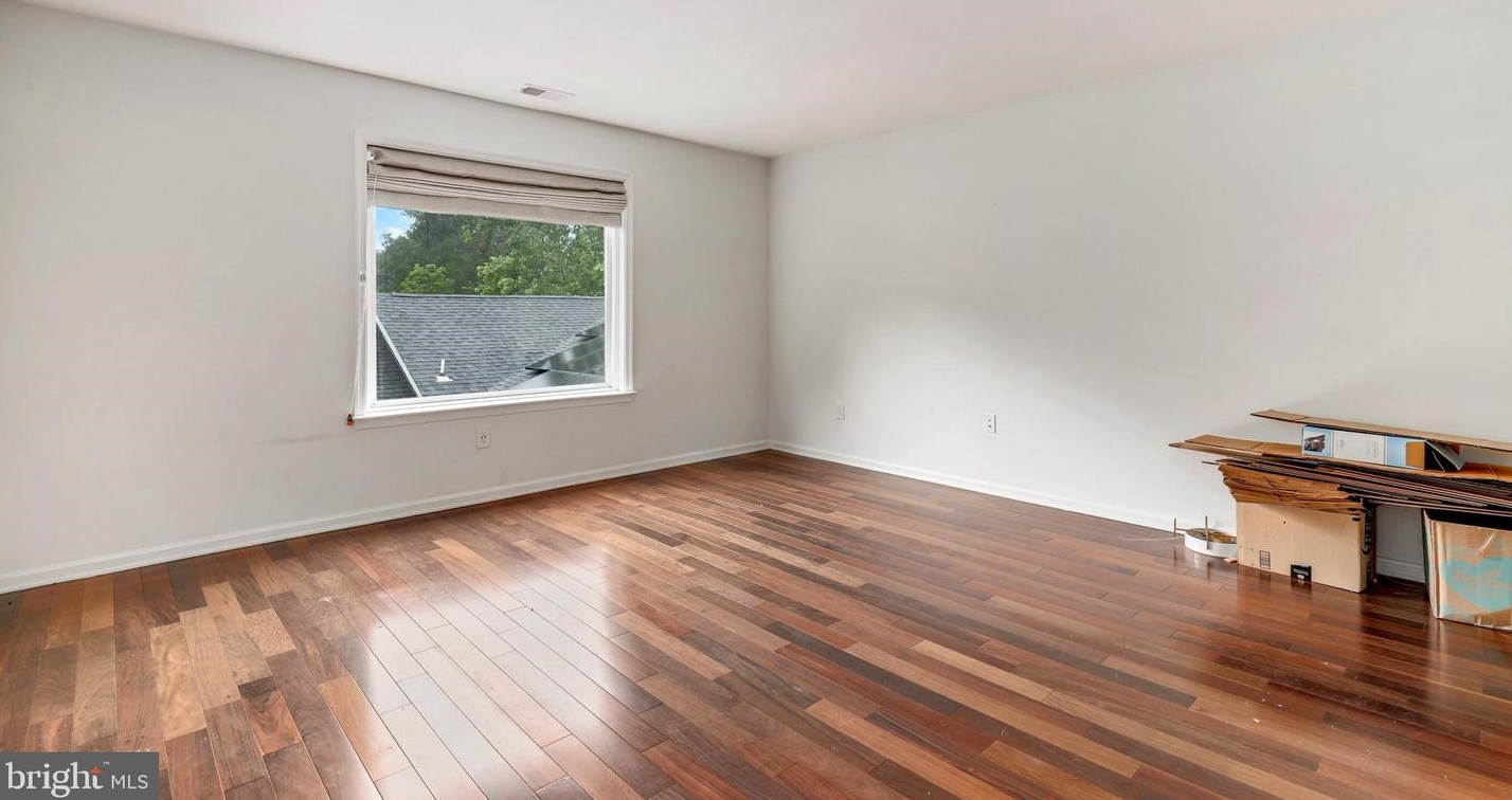 45455 Fellows St, Dulles VA  20165-2547 exterior