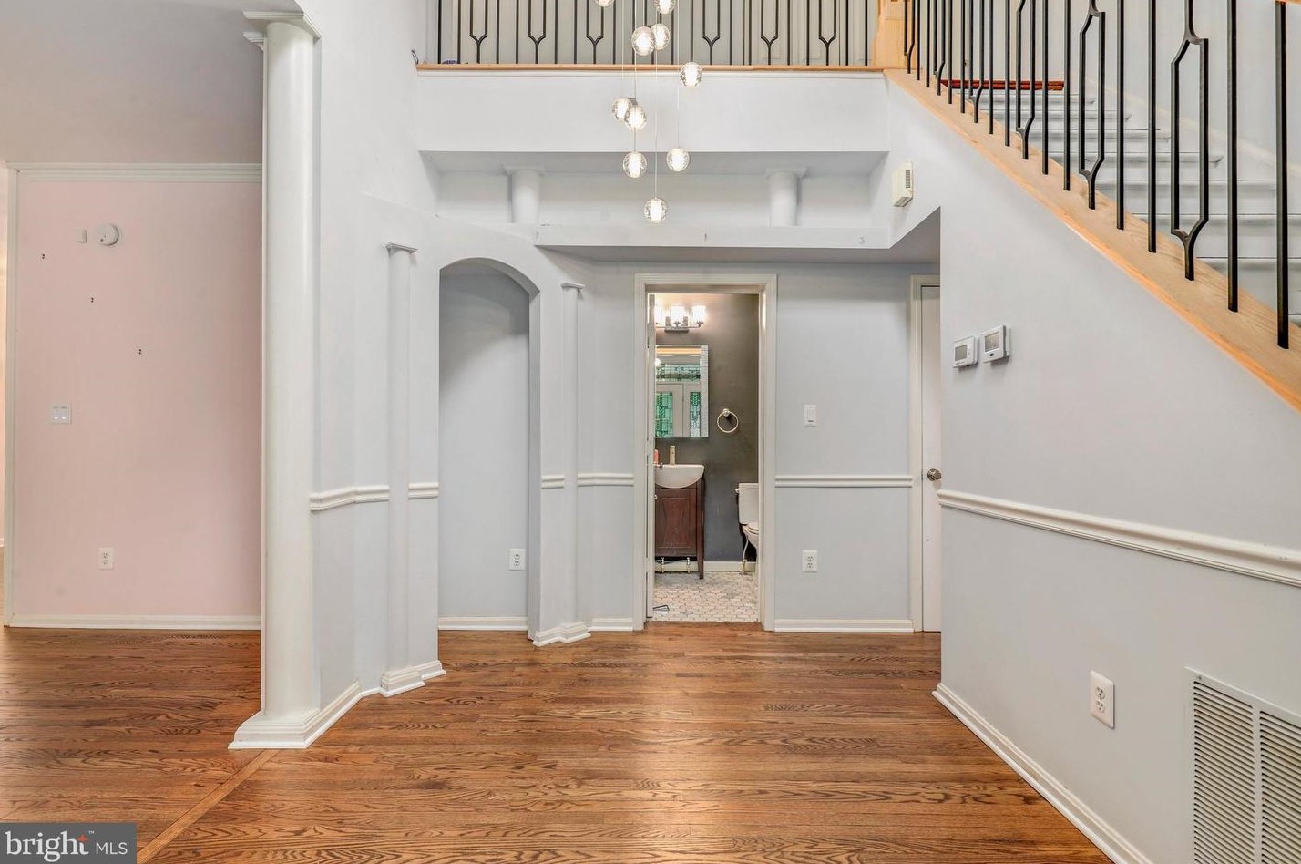 45455 Fellows St, Dulles VA  20165-2547 exterior