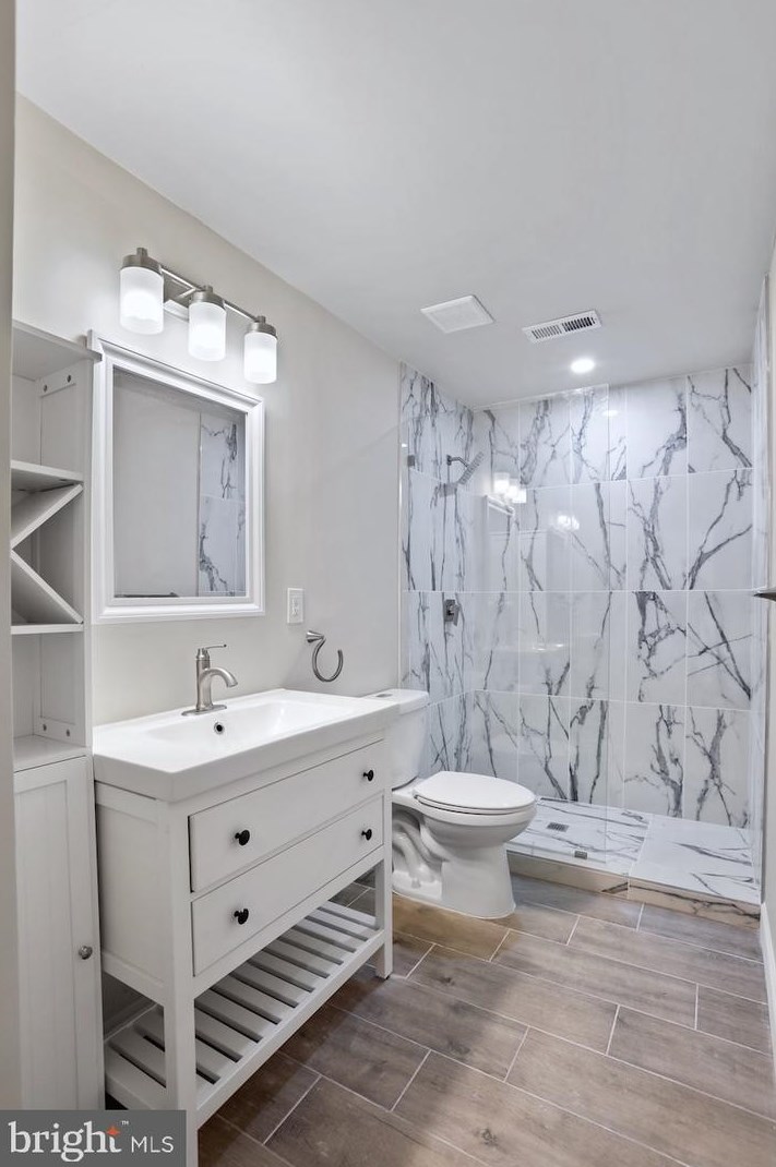 174 Magnolia Rd, Dulles VA  20164-5308 exterior