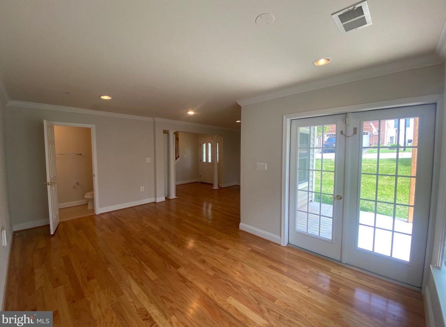 47581 Royal Burnham Ter, Dulles VA  20165-5189 exterior
