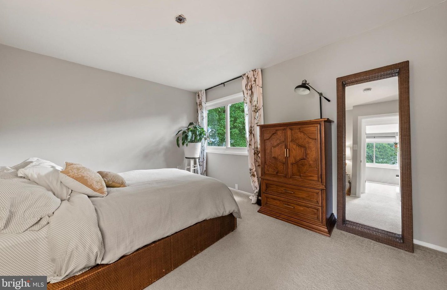 3 Cheval Ct, Dulles VA 20164-1110 exterior