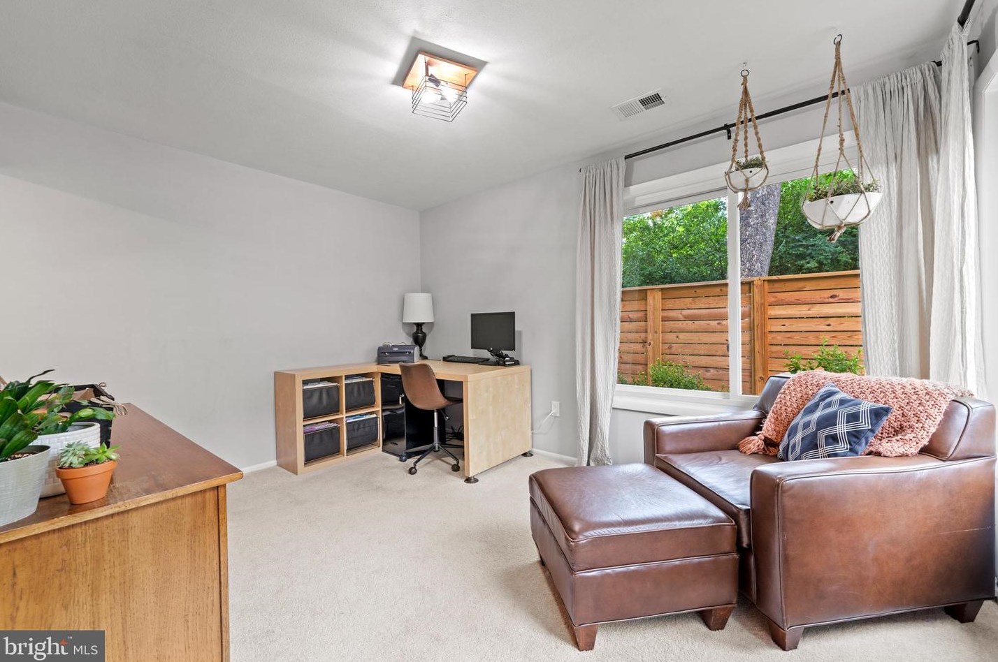 3 Cheval Ct, Dulles VA 20164-1110 exterior