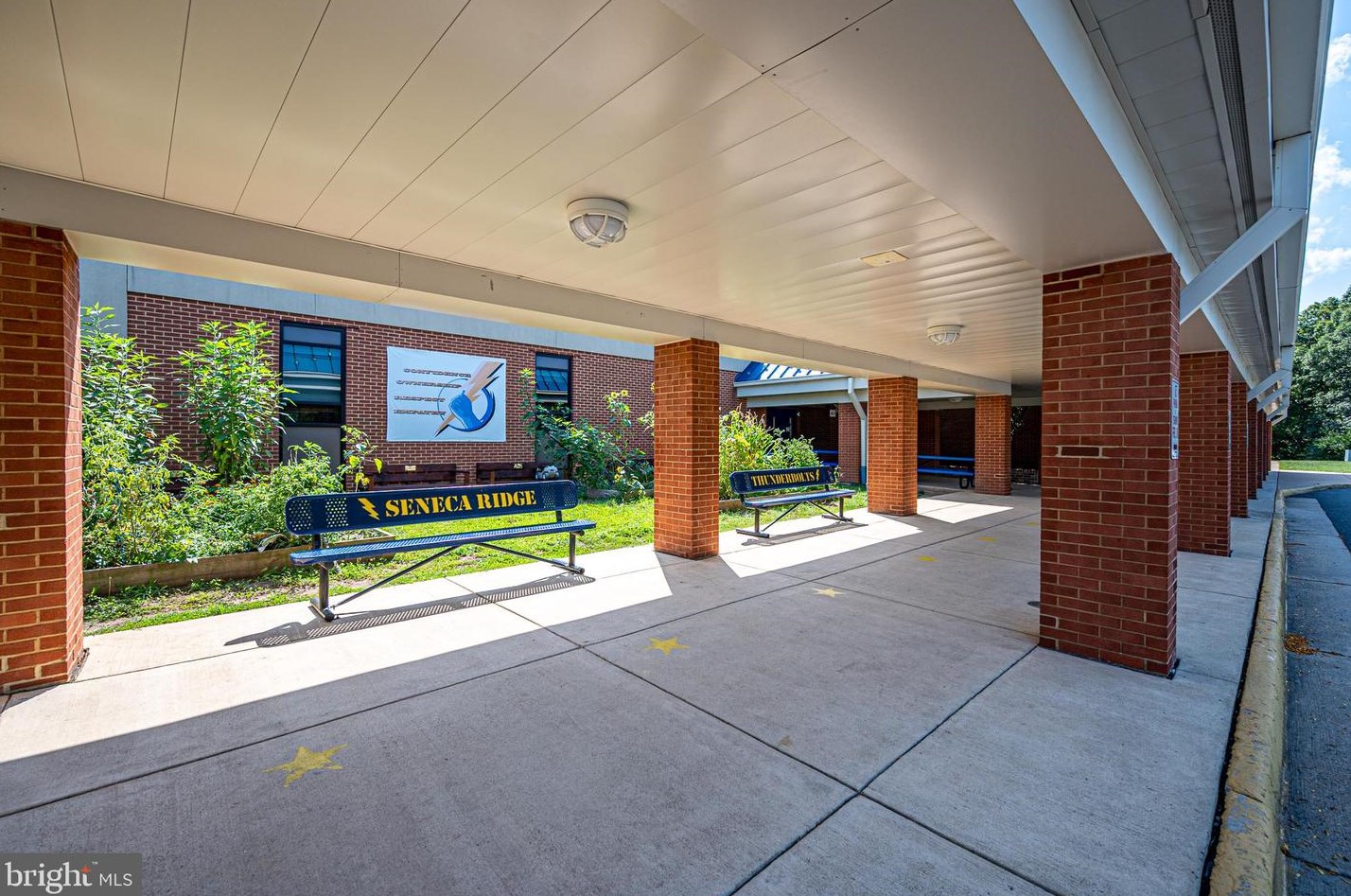 47728 League Ct, Dulles VA  20165-7416 exterior