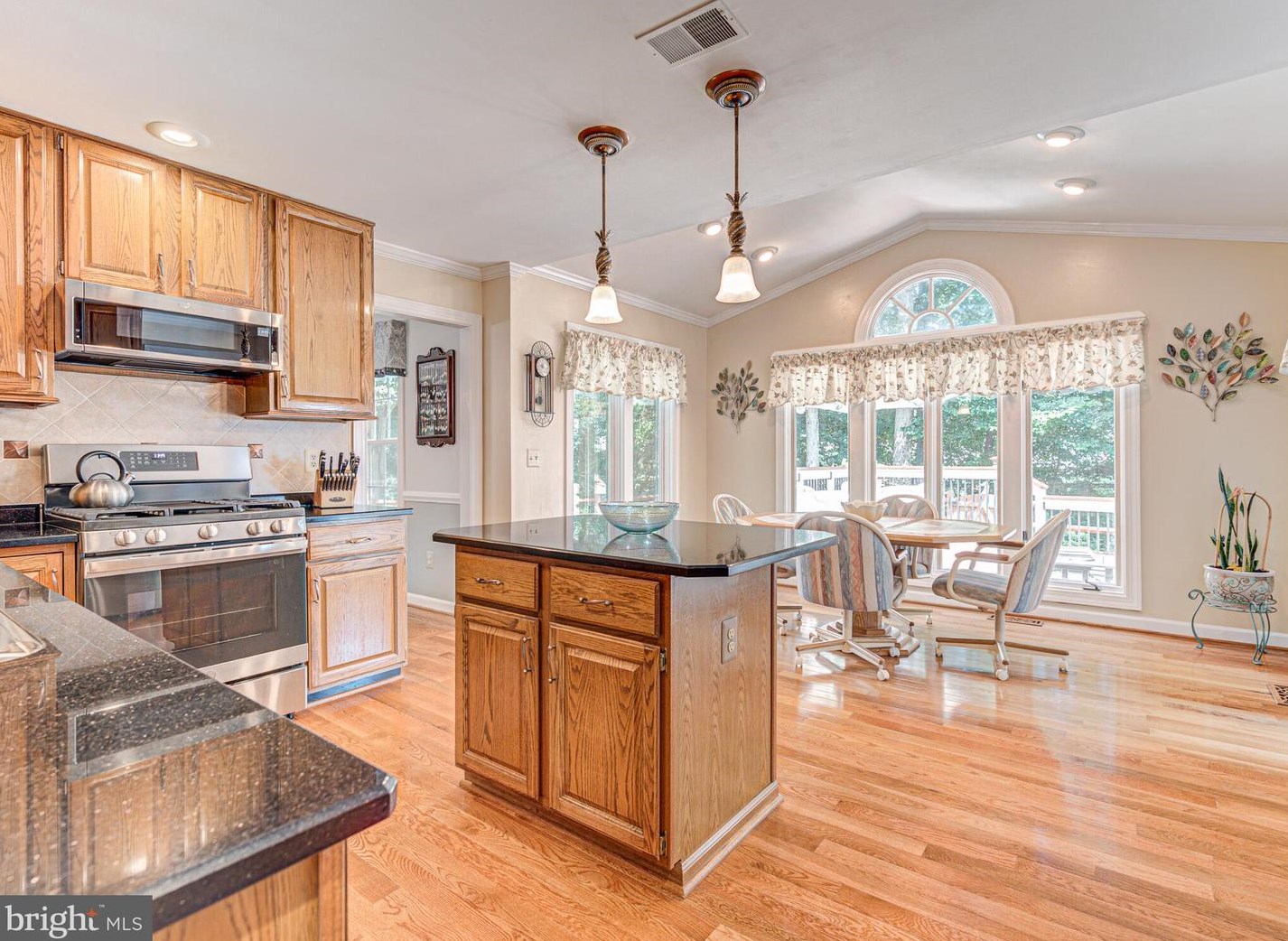 47728 League Ct, Dulles VA  20165-7416 exterior