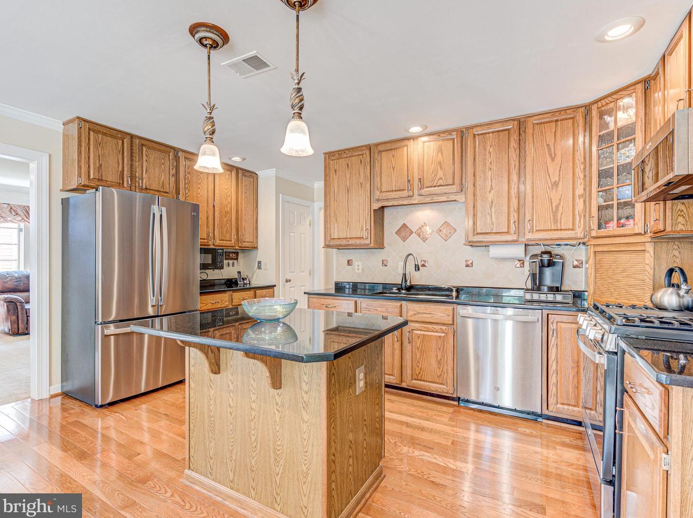 47728 League Ct, Dulles VA  20165-7416 exterior