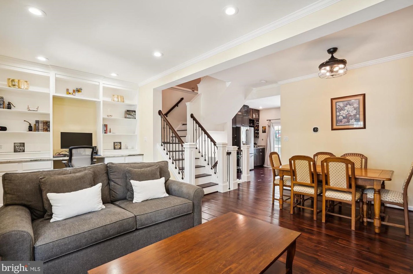 46714 Cavendish Sq, Dulles VA  20165-4327 exterior