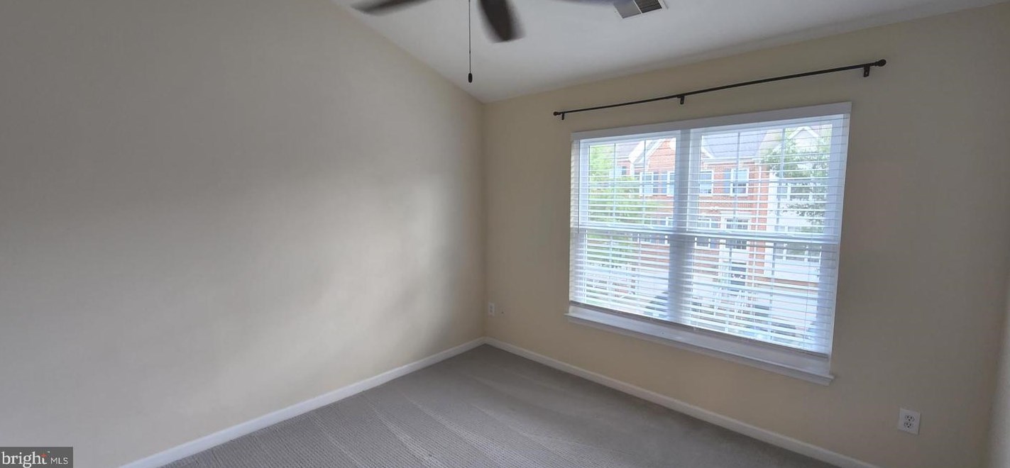 47318 Sterdley Falls Ter, Dulles VA  20165-2472 exterior
