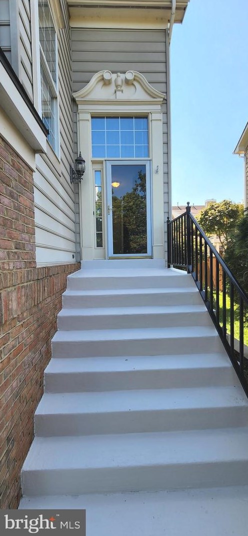 46721 Ashmere Sq, Dulles VA  20165-3555 exterior