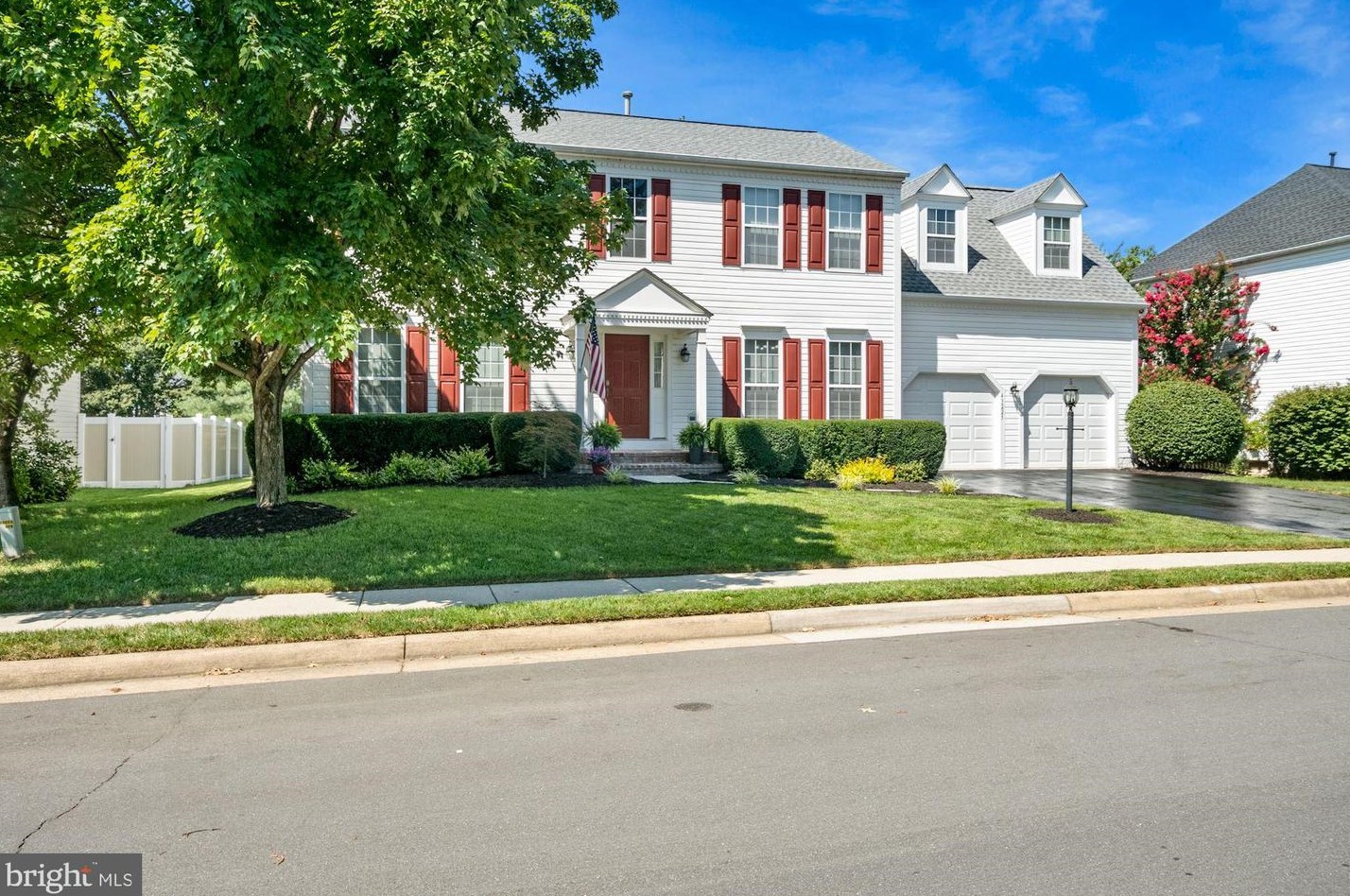 43223 Kathleen Elizabeth Dr, Ashburn VA  20147-3118 exterior